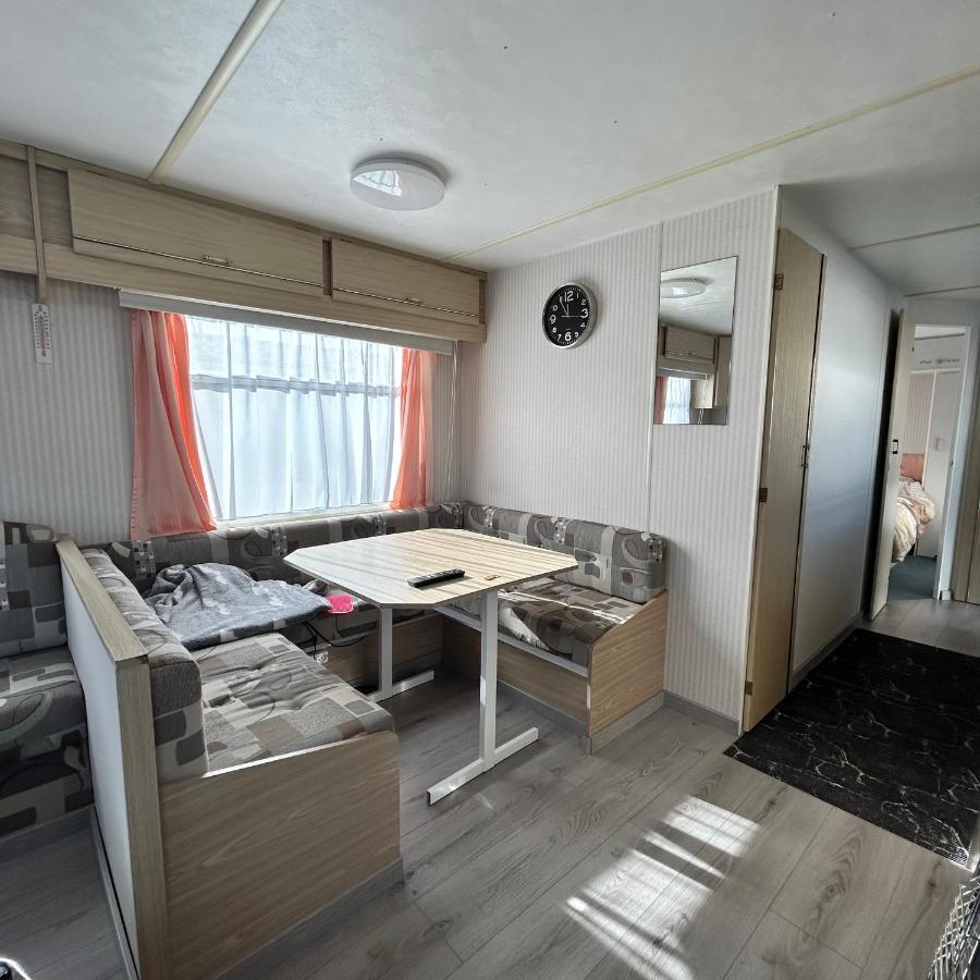 Caravan 2 Bedroom - New Camping Ideal De Haan Buitenkant foto