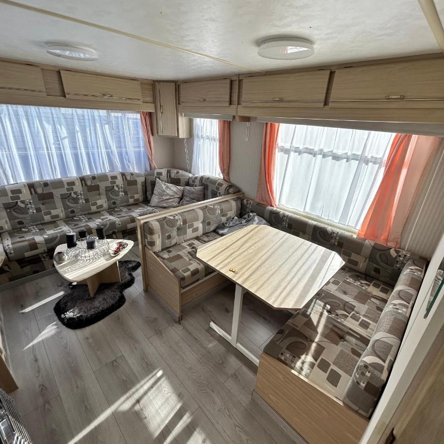 Caravan 2 Bedroom - New Camping Ideal De Haan Buitenkant foto